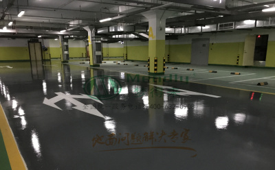 ‌旧地面翻新方案：和田市环氧地坪涂层覆盖混凝土裂缝修复技术